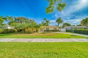 10355 SW 97th St in Miami, FL - Building Photo