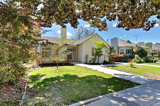 1866 Bidwell Way in Sacramento, CA - Building Photo - Building Photo