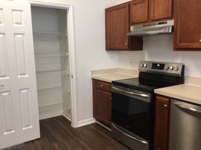 1001 SW Hamrock Ave in Port St. Lucie, FL - Building Photo - Building Photo