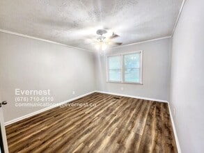 313 Stokes St in Monroe, GA - Foto de edificio - Building Photo