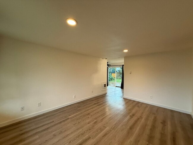 925 Avenue G in Seaside, OR - Building Photo - Building Photo