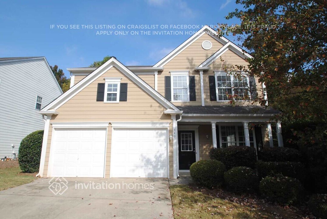 540 Alstonefield Dr in Alpharetta, GA - Building Photo