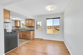 10480 Holland Ct in Westminster, CO - Building Photo - Building Photo