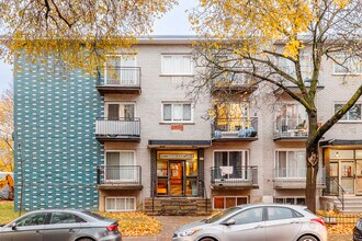 Château B'nai Brith in Cote-St-Luc, QC - Building Photo - Building Photo