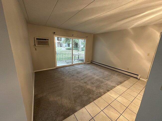 956 S Lincoln St, Unit 956.5 in Kent, OH - Foto de edificio - Building Photo