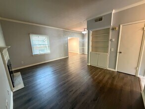 5945 Quail Hollow Rd in Charlotte, NC - Building Photo - Building Photo