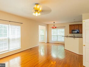 1034 Bakersfield Ln in Fredericksburg, VA - Building Photo - Building Photo