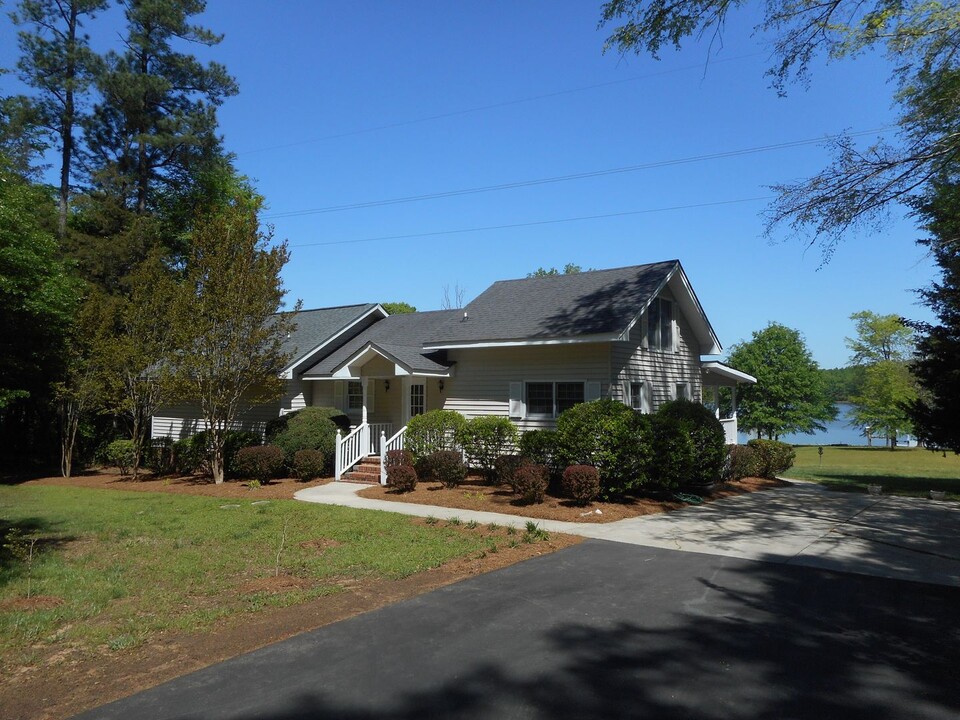 4640 Allison Creek Rd in York, SC - Building Photo