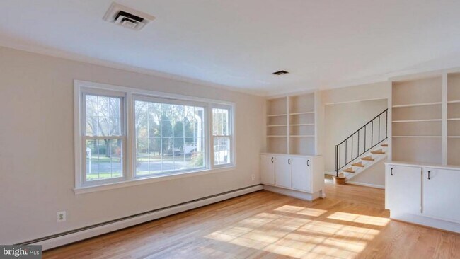 8002 Birnam Wood Dr in McLean, VA - Building Photo - Building Photo