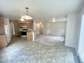 500 Northgate Dr in Dayton, NV - Building Photo - Building Photo