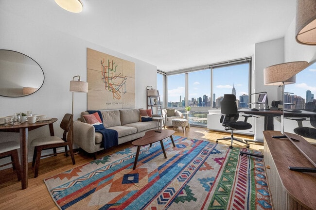 33 Park View Ave in Jersey City, NJ - Building Photo - Building Photo