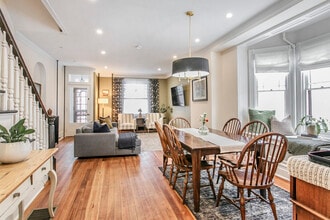 350 Washington Ave in Phoenixville, PA - Building Photo - Building Photo