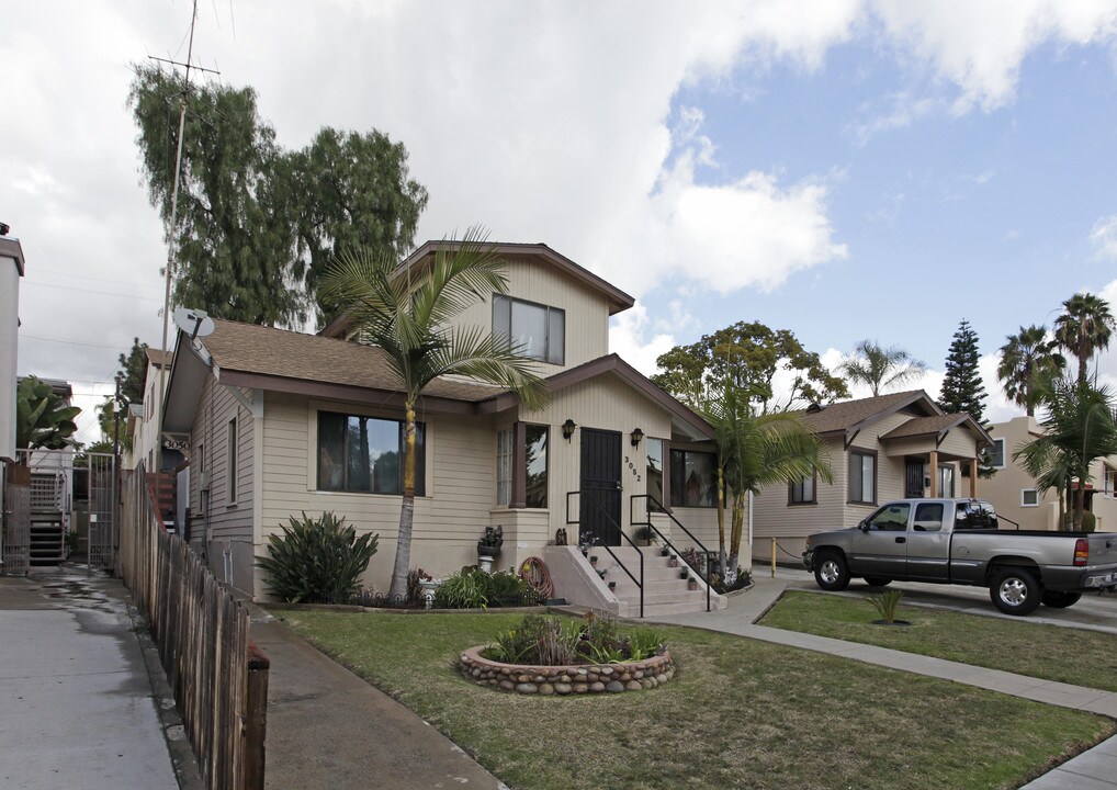 3046-3052 Hawthorn St in San Diego, CA - Foto de edificio