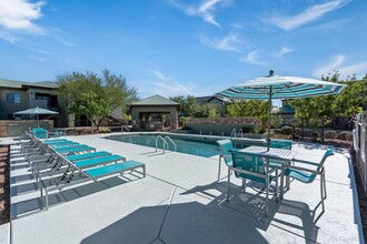 The Place at Presidio Trails in Tucson, AZ - Foto de edificio - Building Photo