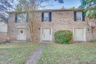 1314 Foxborough Dr in Pensacola, FL - Building Photo