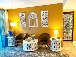 8521 Hearth Dr in Houston, TX - Building Photo - Building Photo