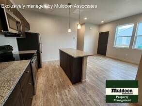 896 S Harmony Dr in Pueblo West, CO - Foto de edificio - Building Photo