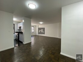 EAST 56 STREET in New York, NY - Building Photo