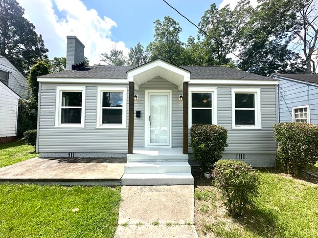 property at 1107 Colonial Ave