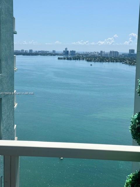 property at 1900 N Bayshore Dr