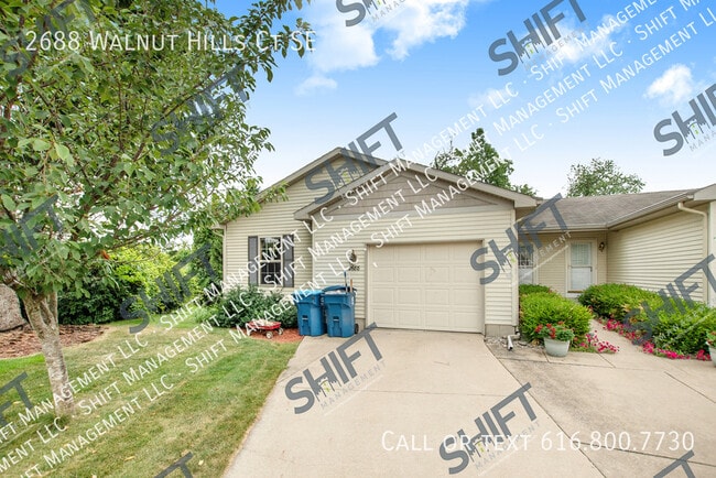2688 Walnut Hills Ct SE in Kentwood, MI - Foto de edificio - Building Photo