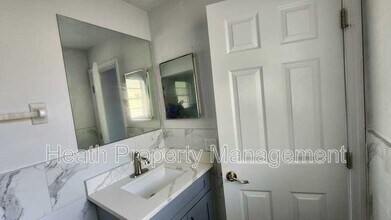 2205 Calexico Way S in St. Petersburg, FL - Building Photo - Building Photo