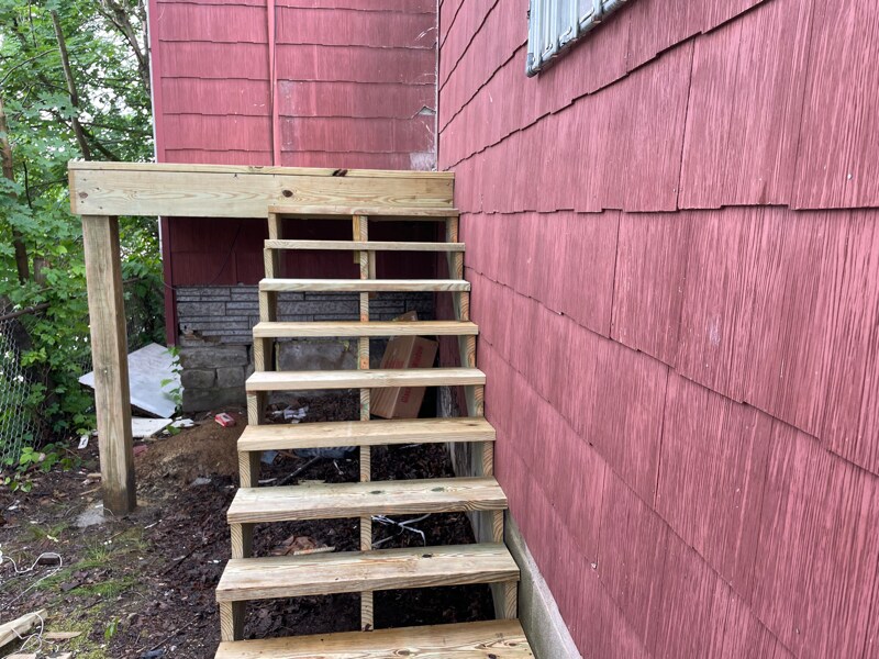 2812 Lanpark St in Pittsburgh, PA - Building Photo