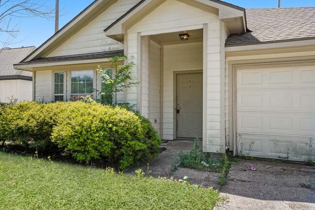 property at 420 Woodlake Dr