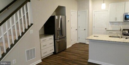 2329 Stephanie Tessa Ln in Woodbridge, VA - Building Photo - Building Photo