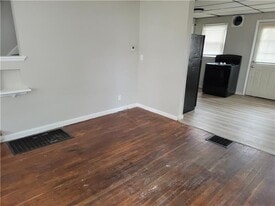 2983 E Moreland Dr in Columbus, OH - Building Photo