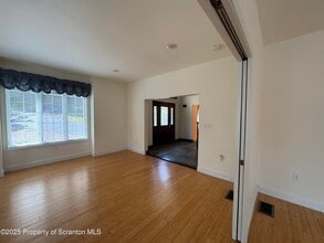 1304 Old Trail Rd in Clarks Summit, PA - Building Photo - Building Photo