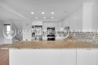 4065 Harrison St in Carlsbad, CA - Building Photo - Building Photo
