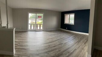 2607 Harvest Dr in Crown Point, IN - Building Photo