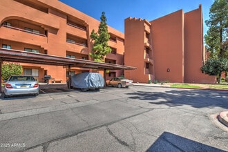 4303 E Cactus Rd in Phoenix, AZ - Building Photo - Building Photo
