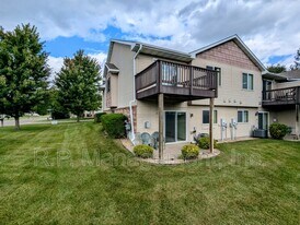 14891 Generation Ave N in Hugo, MN - Building Photo