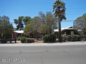 158 W Yavapai St in Wickenburg, AZ - Foto de edificio