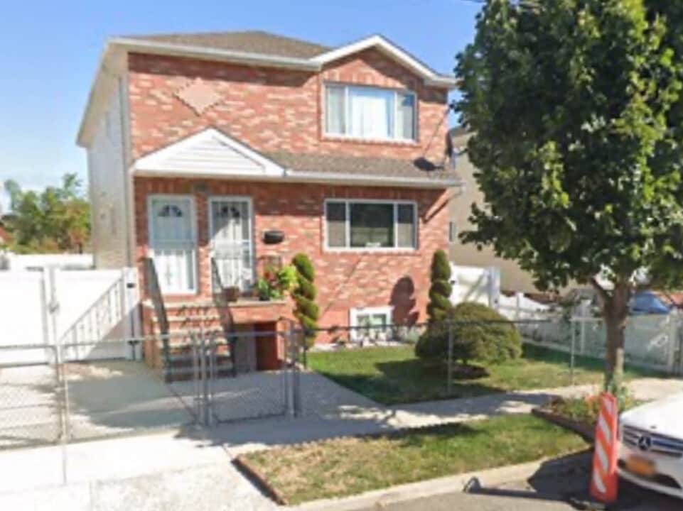14631 228th St, Unit 1 in Springfield Gardens, NY - Building Photo