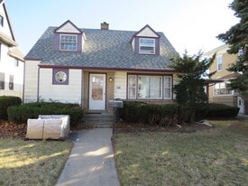 115 Northern Dr in Morris, IL - Building Photo