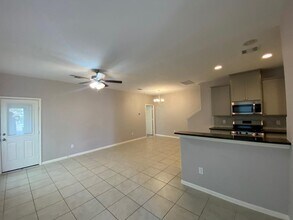 125 Camelot Pl Ct in Conroe, TX - Building Photo - Building Photo