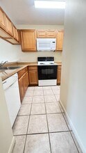 1002 Coral Club Dr in Coral Springs, FL - Building Photo - Building Photo