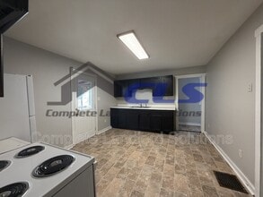 36 Gilbert Ave in Terre Haute, IN - Building Photo - Building Photo