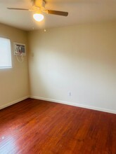 6113-6115 Dewey Dr in Citrus Heights, CA - Foto de edificio - Building Photo