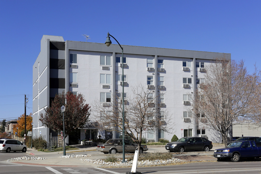 Reyn Rock Plaza Senior Housing in Castle Rock, CO - Building Photo