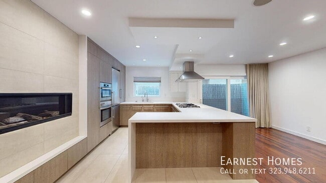 property at 1238 18th St