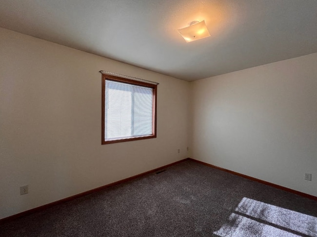 1307 Glenn Pl in Eau Claire, WI - Building Photo - Building Photo