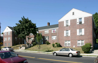 345 Stuyvesant Ave Apartments