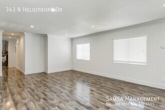 343 Heliotrope Dr in Los Angeles, CA - Building Photo - Building Photo