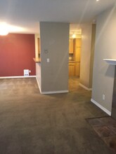 1700 W Sunn Fjord Ln in Bremerton, WA - Building Photo - Building Photo