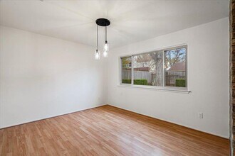 1413 Gracy Dr in Austin, TX - Building Photo - Building Photo