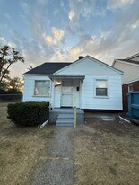 14891 Hartwell St in Detroit, MI - Building Photo